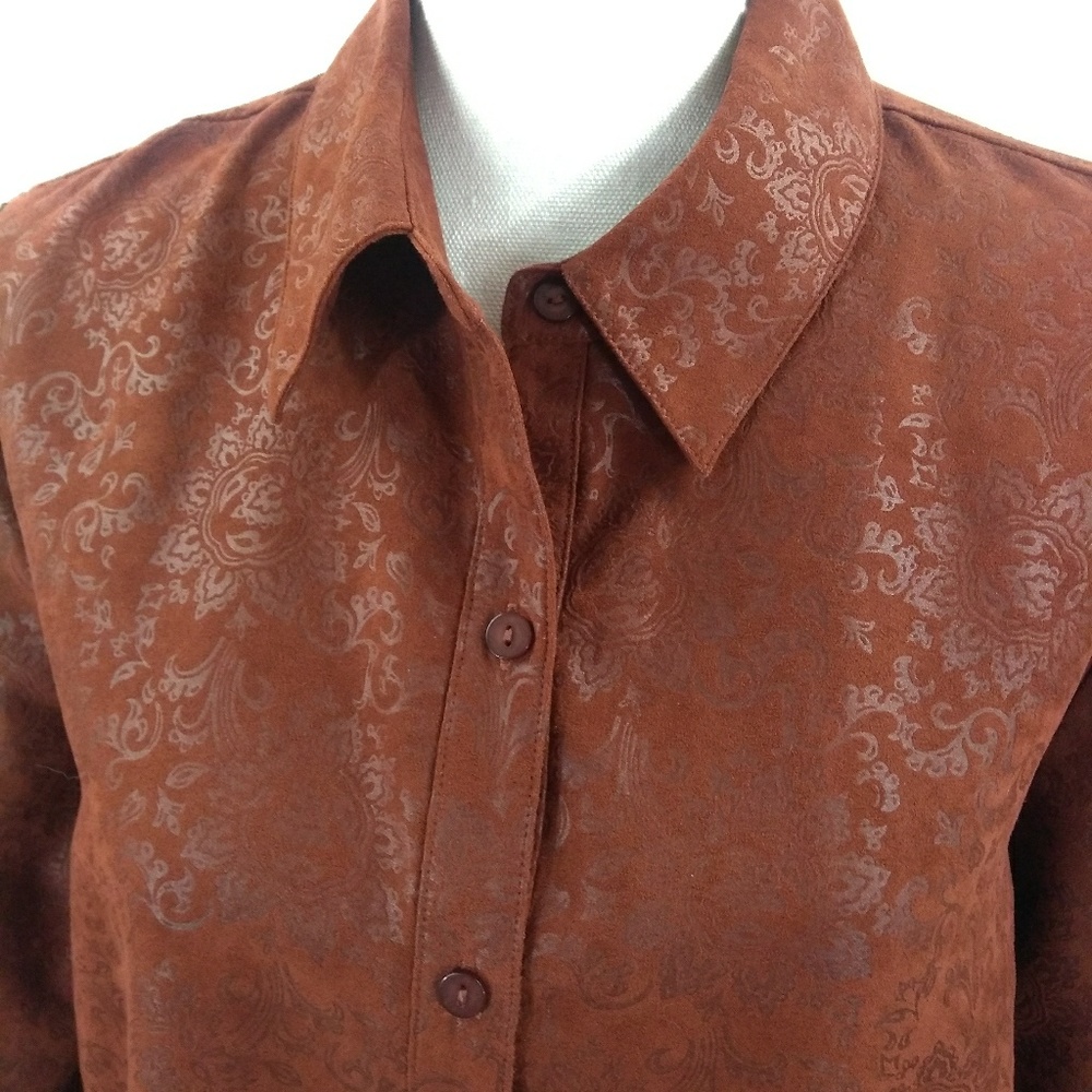 Relativity Sueded Embossed Damask Button Down